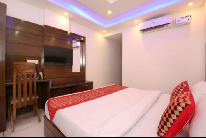 Hotel Silver Palm Zirakpur Luaran gambar